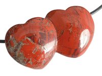 Jaspis rot Doppelherz Anhänger mit Lederband, 4,5 cm