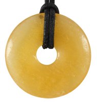 Orangencalcit Donut als Geschenkset mit Lederband, 30 mm