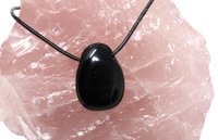 Obsidian Tropfen Anhänger im Geschenkset Lederkette, 3 cm