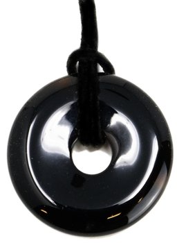 Onyx Donut als Geschenkset mit Lederband, 30 mm
