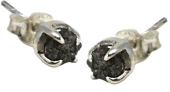 Rohdiamant Ohrstecker mit dunklem Roh-Diamant, 4 mm